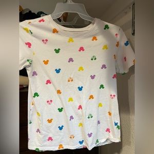 Medium Disney Woman’s Shirt